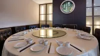 Best Western Plus Burnaby Hotel - พร้อมอาหารเช้า