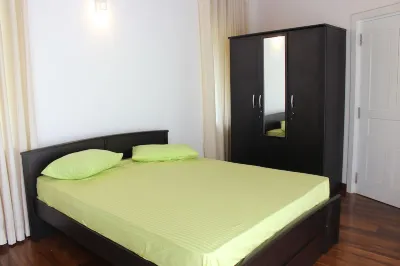 Sunlit Villa Hotels in Nugawela