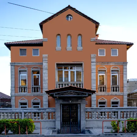 Villa Ayghedzor