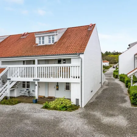"Enrica" - 1km from the Sea