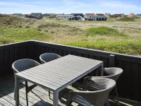 "Legolas" - 50m from the Sea