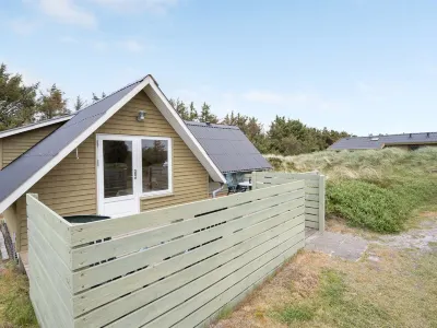 "Hinz" -  from the Sea Hotel in zona Gl. Sogn Kirke