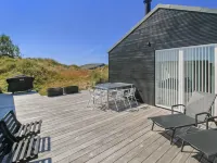 "Manni" - 800m from the Sea