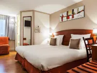 Hôtel des Arcades de Cachan - Grand Paris Sud Hotels in der Nähe von Isit