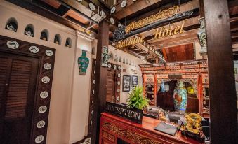 Songkhla Tae Raek Antique Hotel
