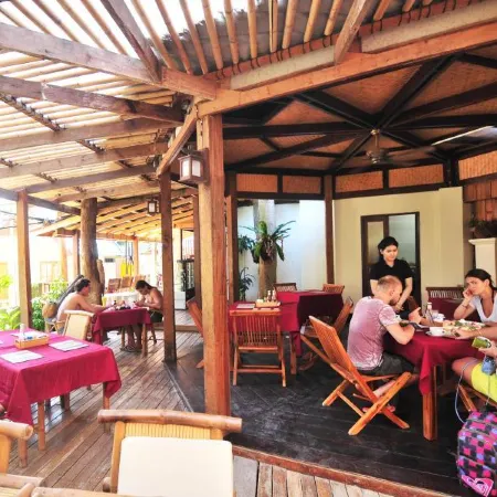 Chunut House Resort