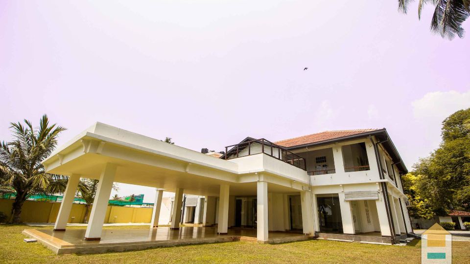 Rivi Ras Hotel