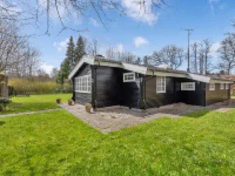 "Hjort" - 100m from the Sea Hotels in Dronningmolle