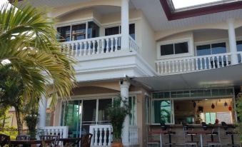 East Shore Pattaya Resort