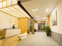 悅舍精品飯店（峨眉山高鐵站店） - 酒吧