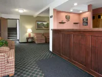 Super 8 by Wyndham Peru Starved Rock State Park Hotels in Deer Park Township