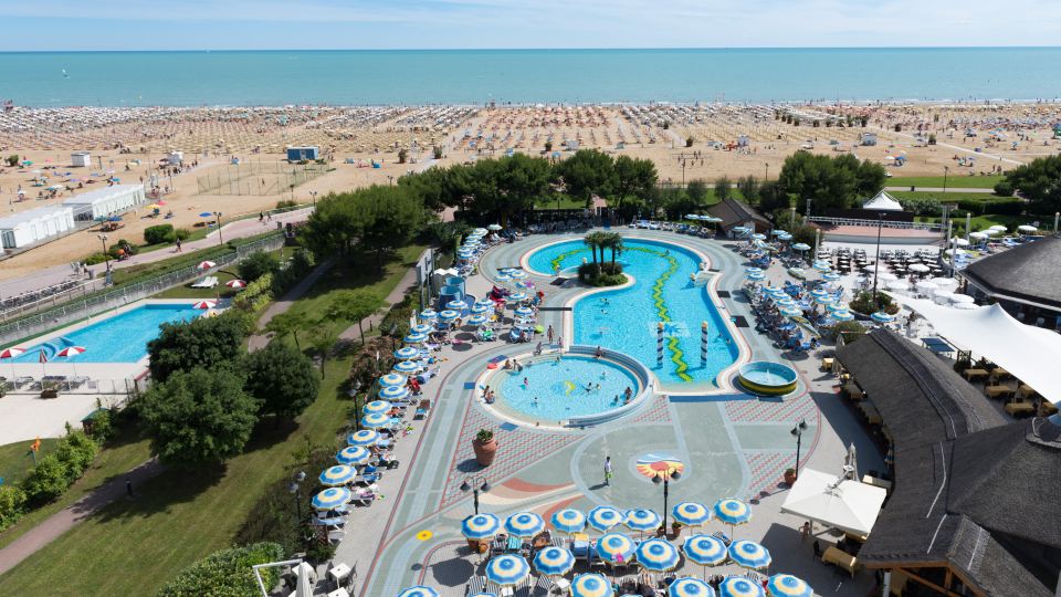 Aparthotel Holiday