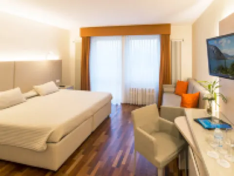 Hotel Campione Ξενοδοχεία στην πόλη Bissone