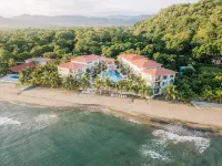 Playa Escondida Beach Club - parking