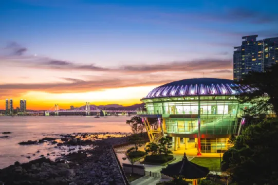 Show Hotel Haeundae Hotels near BEXCO │ Busan Exhibition and Convention Center