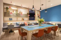 โรงแรม ฮอลิเดย์ อินน์ เอ็กซ์เพรส แอนต์เวิร์ป ซิตี้ เซ็นเตอร์ บาย IHG