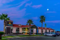 La Quinta Inn by Wyndham San Antonio Brooks City Base - petit déjeuner