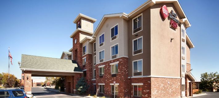 Best Western Plus Gateway Inn  Suites Hotels in Aurora