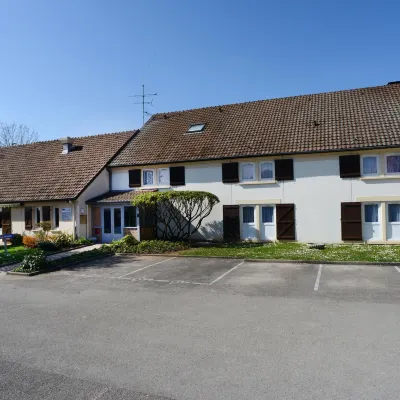 Hôtel Inn Design Dijon Est - Quetigny Hotels near ESIREM Engineering School