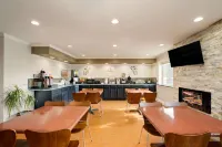 سوبر 8 باي ويندام ليكسينجتون / امبورج أريا