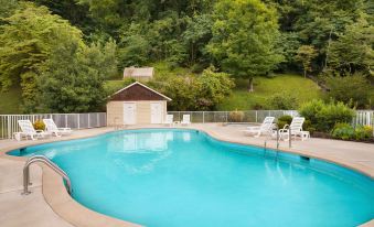 Super 8 by Wyndham Cherokee