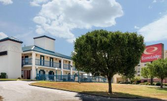 Econo Lodge Canton I-55