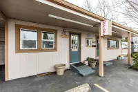 Autzen Inn Hotels near Oregon Lox Company