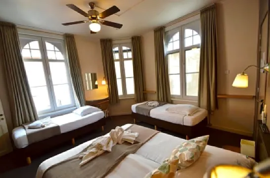 安布羅希亞酒店 酒店