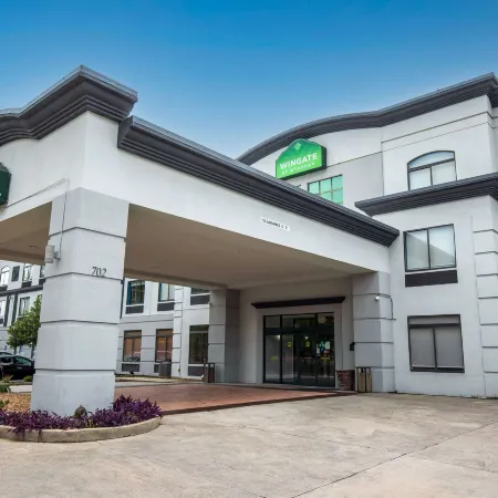 Wingate by Wyndham Lafayette Airport
