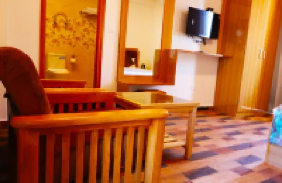 Hotel Marina Heights