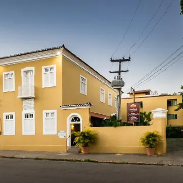 NovoHotell Recife Hotels near Buarque de Macedo Bridge