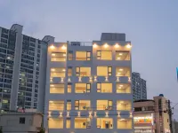 Pohang Pool Villa Yeongil