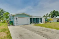 Heated Pool: Canal-Front Rotonda West Retreat - Pet friendly
