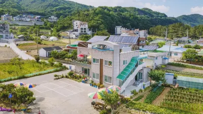 바다여행펜션 도계역 주변 호텔