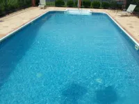 Baymont by Wyndham Adairsville - Swimmingpools