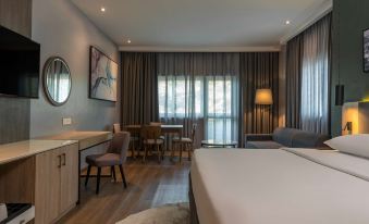 Park Inn by Radisson Serviced Apartments, Lagos VI