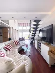 Loft Duplex avec Terrasse, Superbe vue sur Port Guillaume, 7mn de la plage