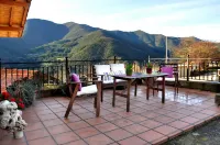 Casa Rural Los Llares Hotels in Turieno
