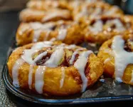 Holiday Inn Express CHARLESTON-CIVIC CENTER by IHG - breakfast