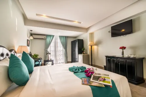 The Sunriver Boutique Hotel Hue