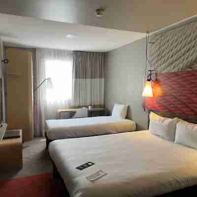 Ibis Cahors Rooms