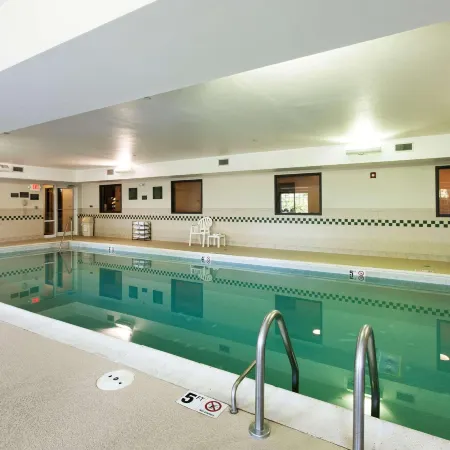 Country Inn & Suites by Radisson, Tinley Park, IL