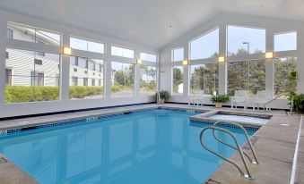 Super 8 by Wyndham Portland ME