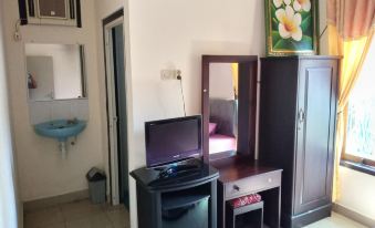 Puri Made 2 Homestay