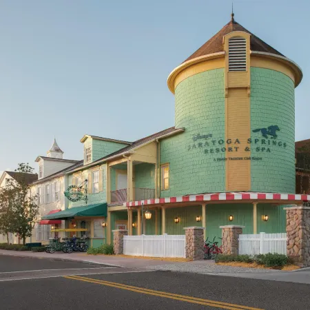 Disney's Saratoga Springs Resort & Spa