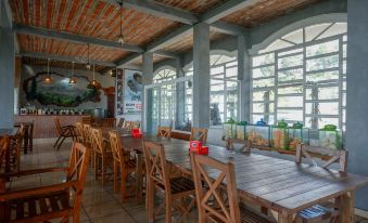 Urbanview Hotel Mountain Palace Kopeng by RedDoorz