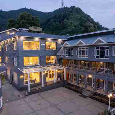 Hotel Grand Boulevard Hotel Exterior