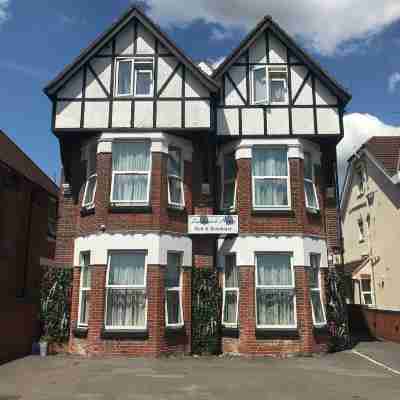 Landguard House Bed Only Hotel Exterior