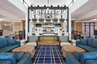 The Waterfront Beach Resort, A Hilton Hotel فنادق في هونتينغتون بيتش