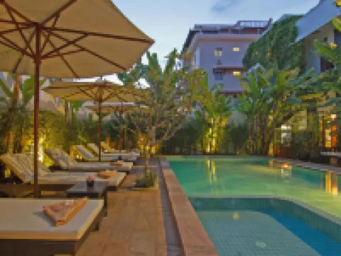 Apsara Centrepole Hotel